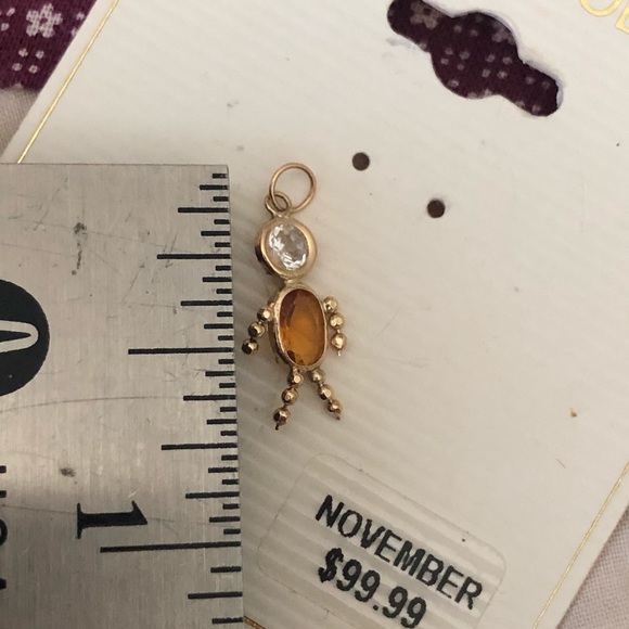 10 kt gold November male pendant - Picture 4 of 5